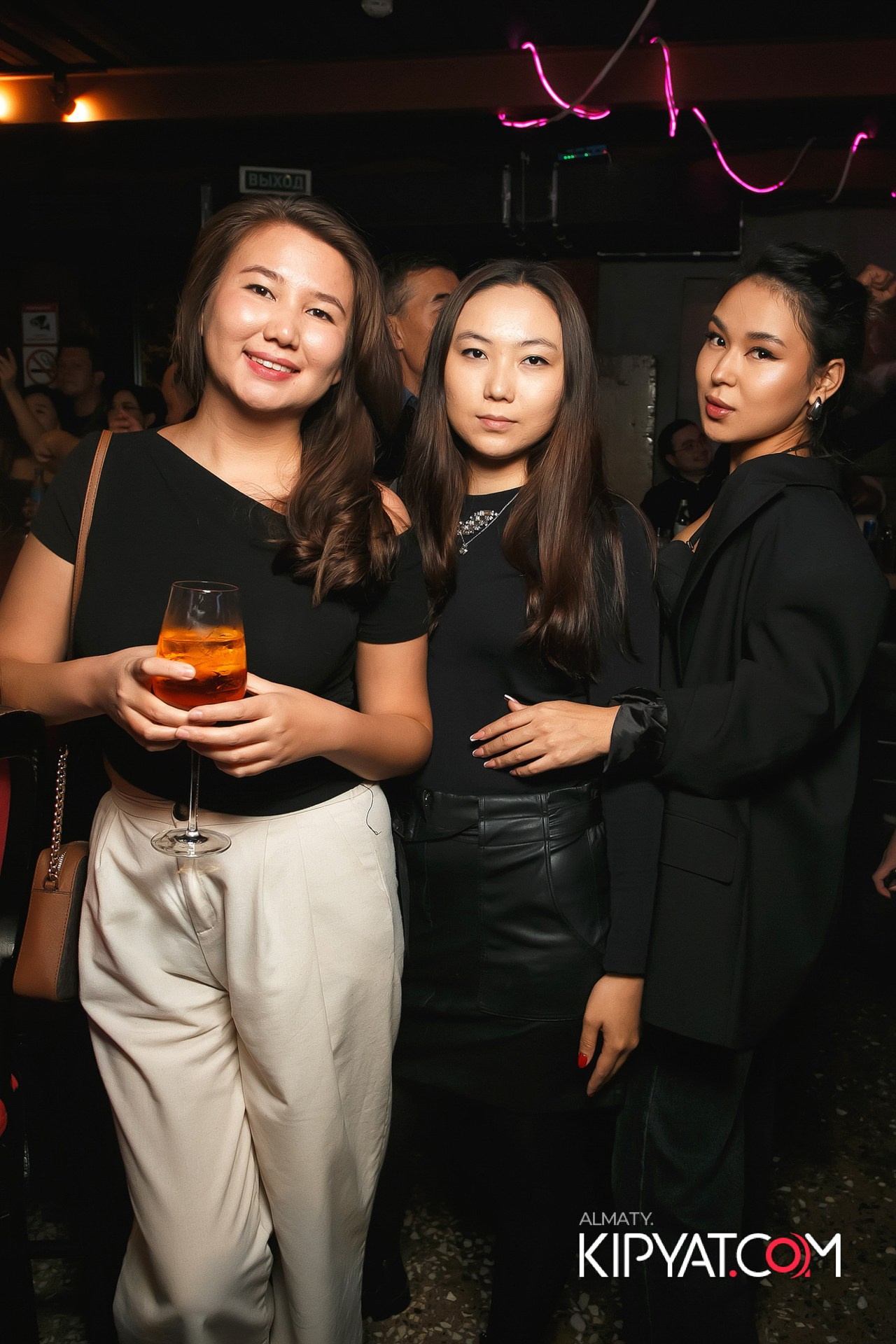 BLA BLA BAR. КИПЯТКОМ АЛМАТЫ!