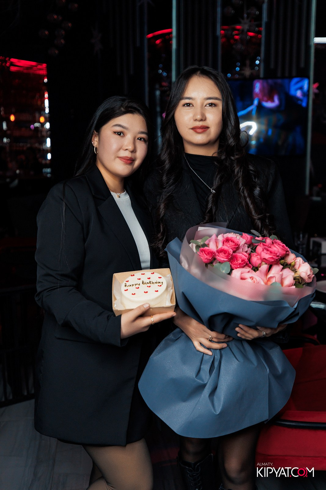 FRIENDS BAR & TERRACE. КИПЯТКОМ АЛМАТЫ!