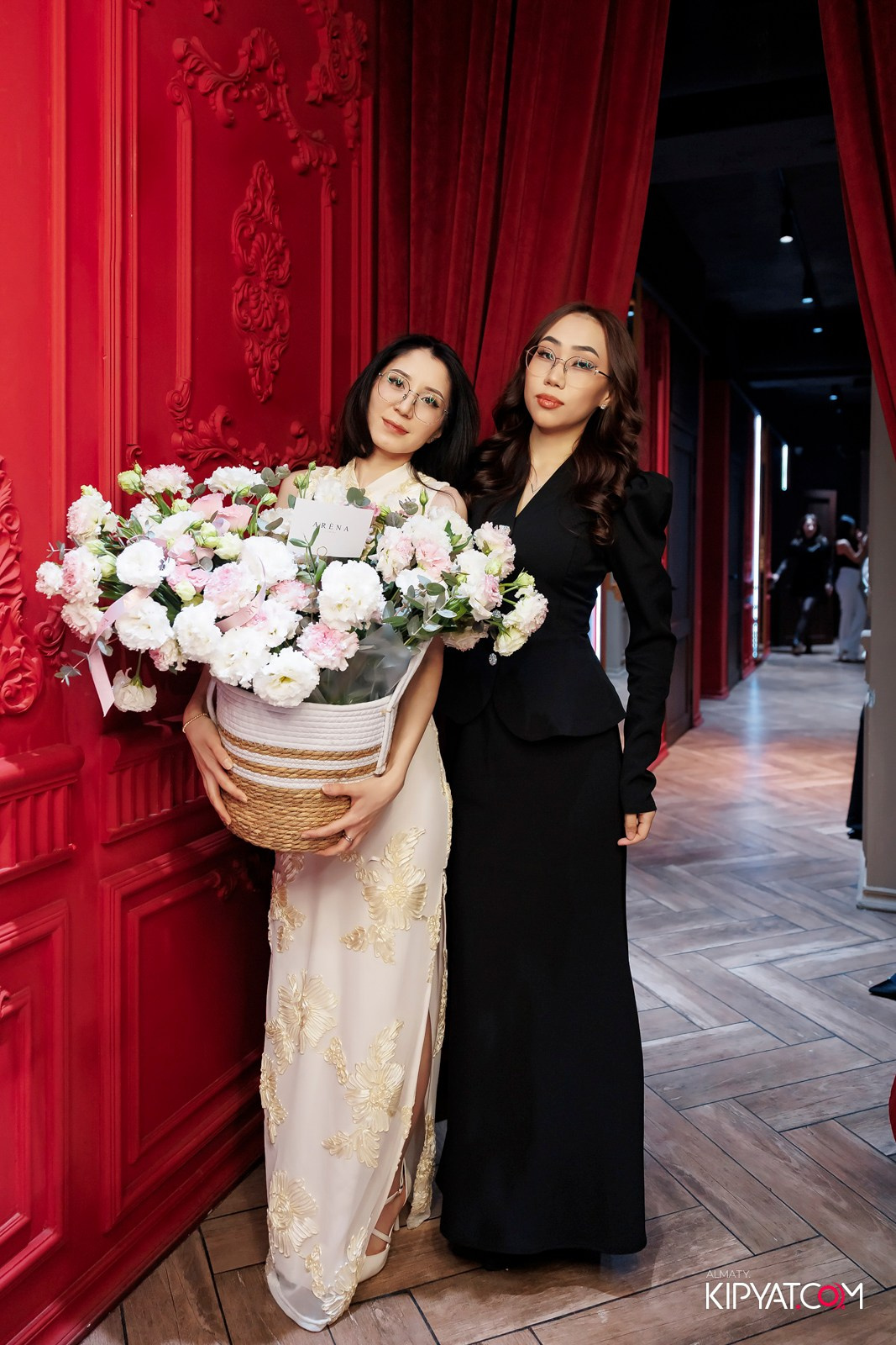 ЗАЯ, НА БИС. КИПЯТКОМ АЛМАТЫ! Фотосъемка мероприятий в Алматы