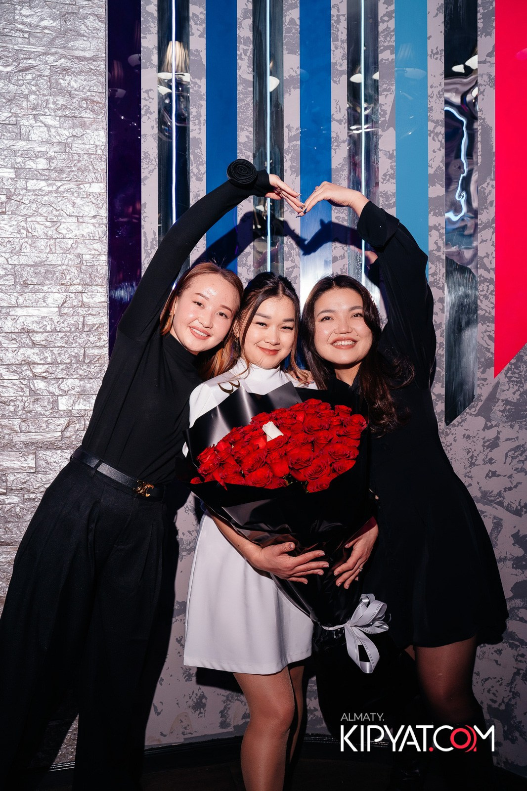 УХО И МЕДВЕДЬ НА ГАГАРИНА. КИПЯТКОМ АЛМАТЫ!