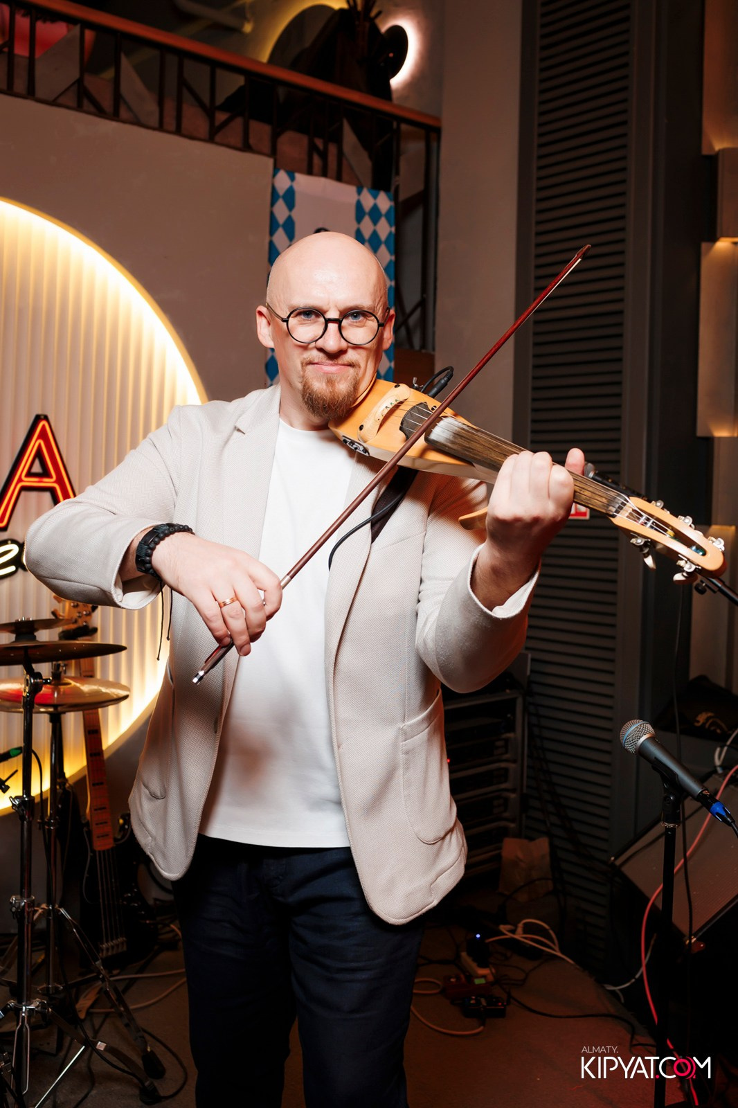 OKTOBERFEST-ПИНТА PREMIUM. КИПЯТКОМ АЛМАТЫ!