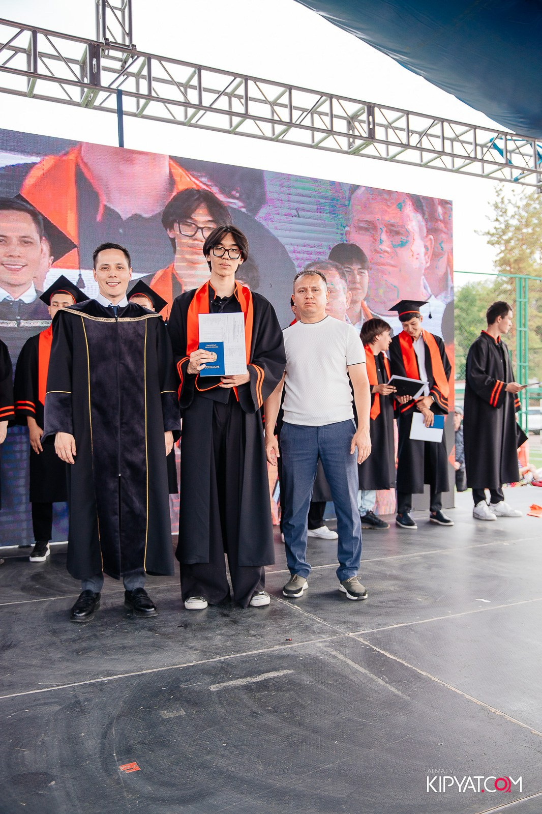 ВРУЧЕНИЕ ДИПЛОМОВ — НАРХОЗ КОЛЛЕДЖ. Part 3. КИПЯТКОМ АЛМАТЫ!