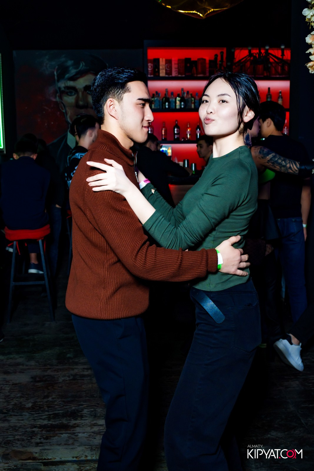 UYAT EMES BAR. КИПЯТКОМ АЛМАТЫ! Фотосъемка мероприятий в Алматы