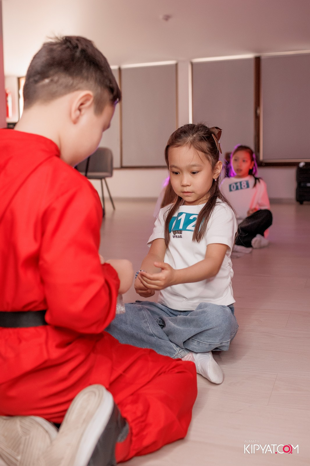 КВЕСТ-ШОУ ALAROVICH / ИГРА В КАЛЬМАРА. КИПЯТКОМ АЛМАТЫ!