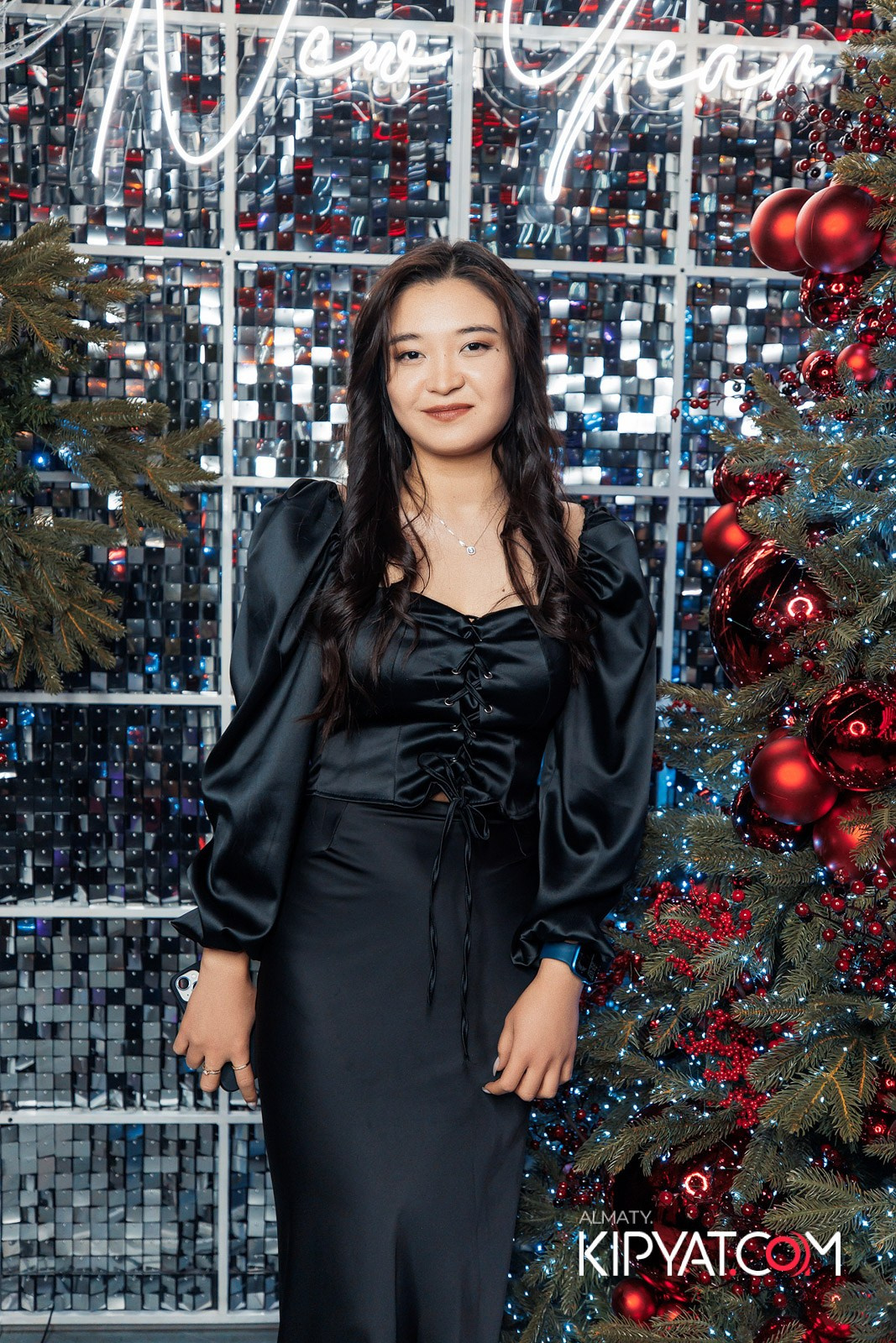 FRIENDS BAR & TERRACE. КИПЯТКОМ АЛМАТЫ!