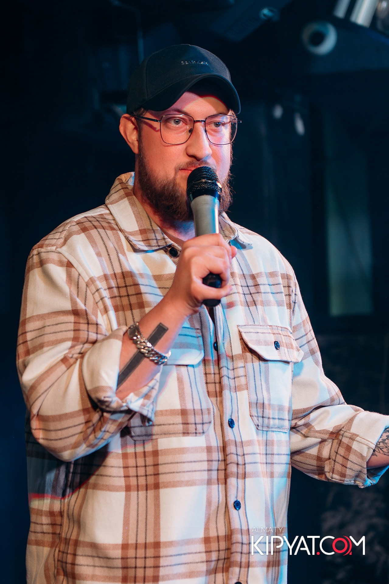 СОЛЬНЫЙ STAND UP КОНЦЕРТ АЛЕКСАНДРА МЕРКУЛЯ. КИПЯТКОМ АЛМАТЫ!