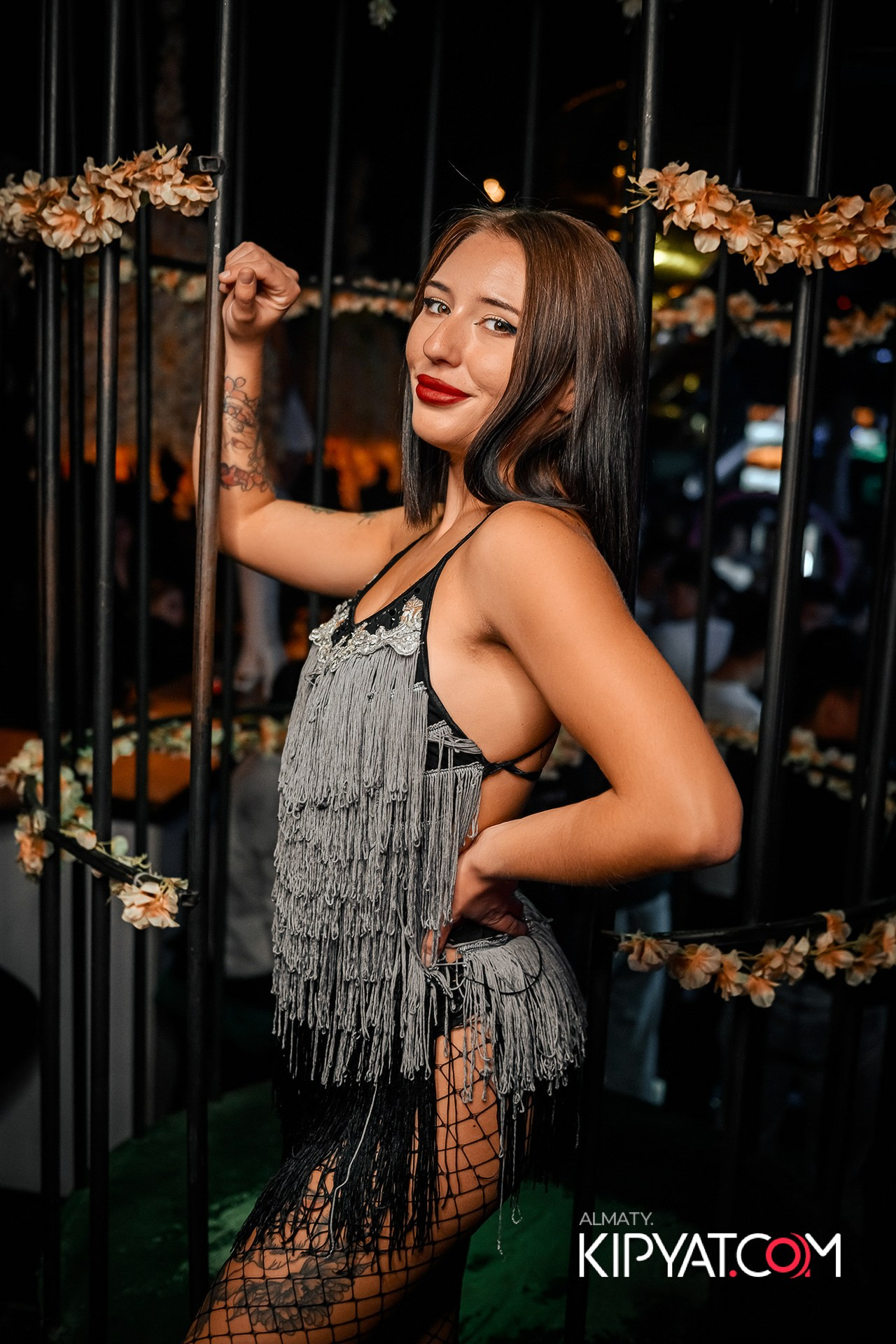 UYAT EMES BAR. КИПЯТКОМ АЛМАТЫ!