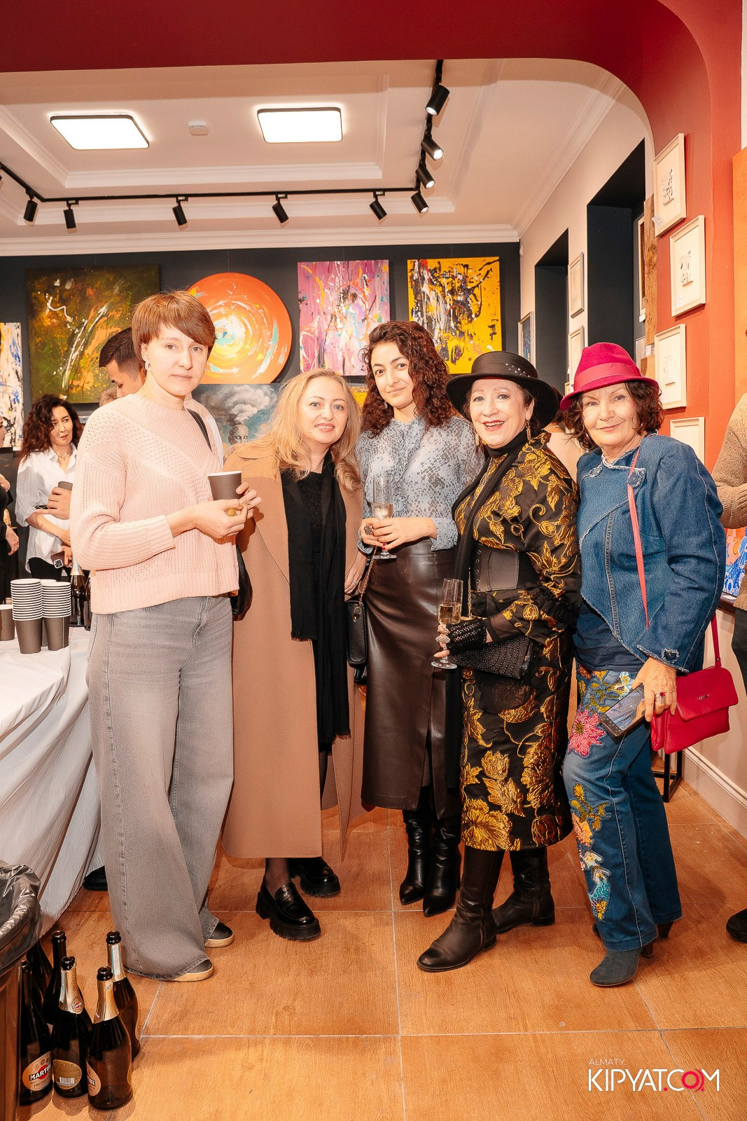 ОТКРЫТИЕ ХУДОЖЕСТВЕННОЙ ГАЛЕРЕИ ETNA ART LAB. КИПЯТКОМ АЛМАТЫ! Фотосъемка мероприятий в Алматы