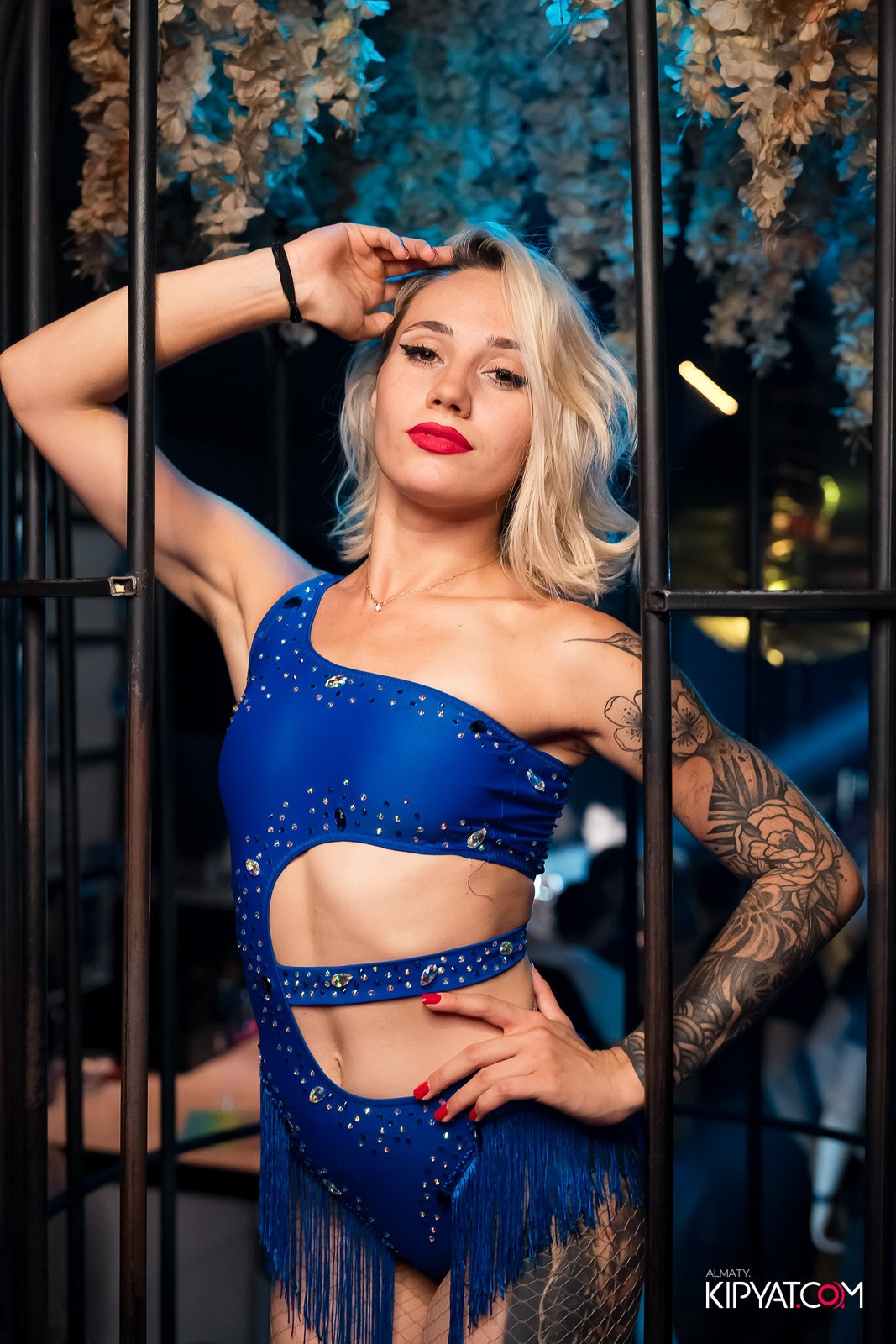 UYAT EMES BAR. КИПЯТКОМ АЛМАТЫ!