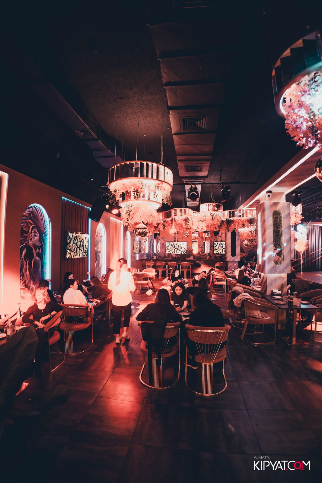 МЯТА PLATINUM НА АБАЯ. КИПЯТКОМ АЛМАТЫ! Фотосъемка мероприятий в Алматы