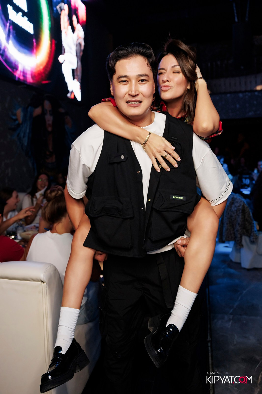 МУЗЫКАЛЬНОЕ ЛОТО В HIT RETRO. КИПЯТКОМ АЛМАТЫ!