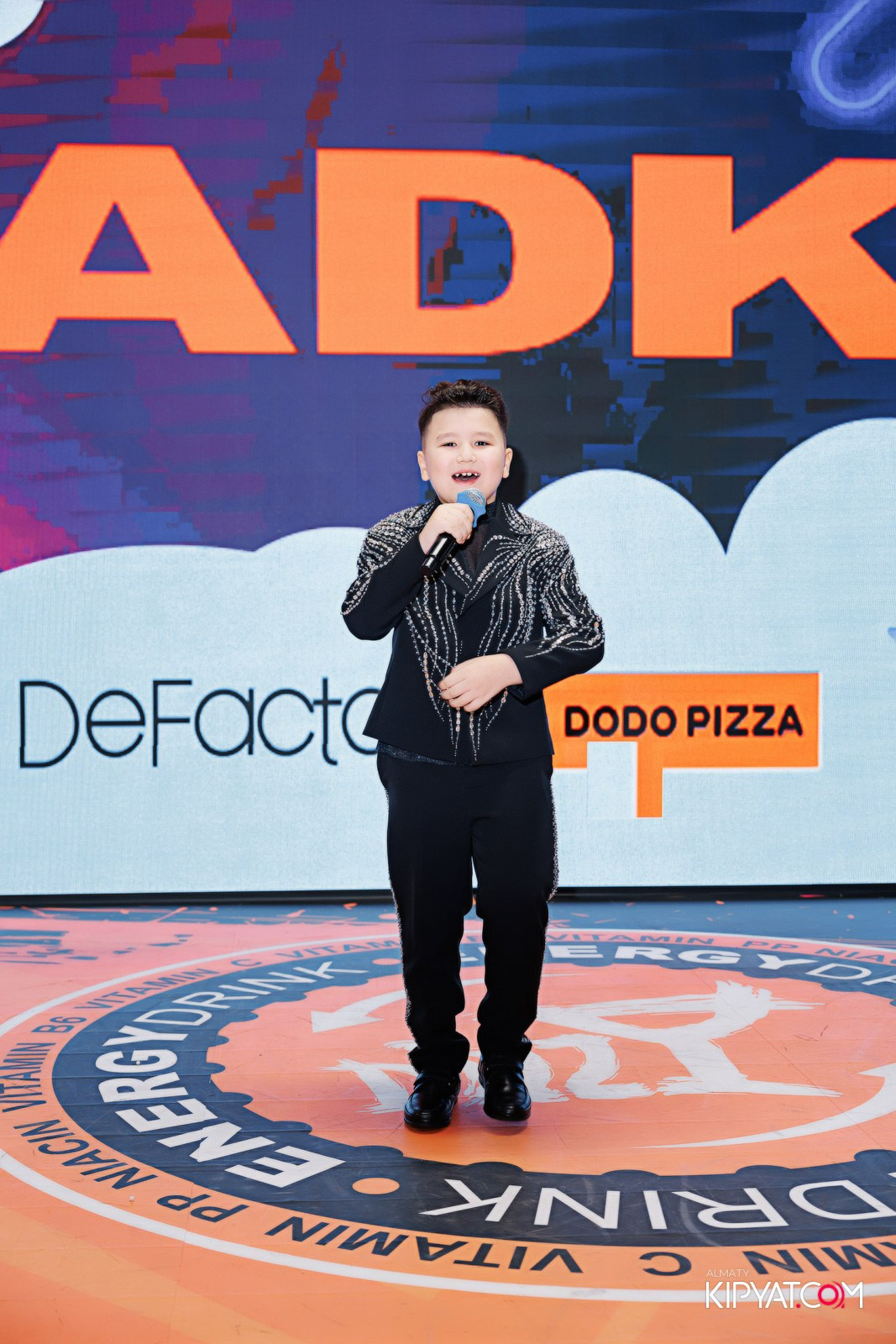 ДЕТСКИЙ МОДНЫЙ ПОКАЗ ОТ МОДЕЛЬНОГО АГЕНТСТВА «KIDSFACE». КИПЯТКОМ АЛМАТЫ!