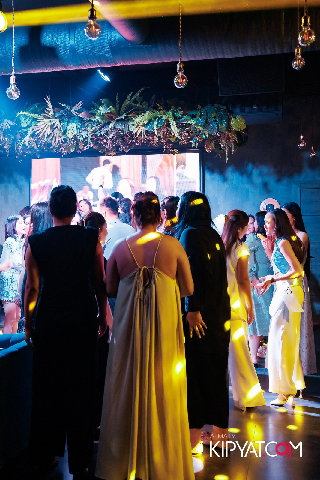 ДОРОГАЯ, Я НЕ ПИЛ. КИПЯТКОМ АЛМАТЫ!