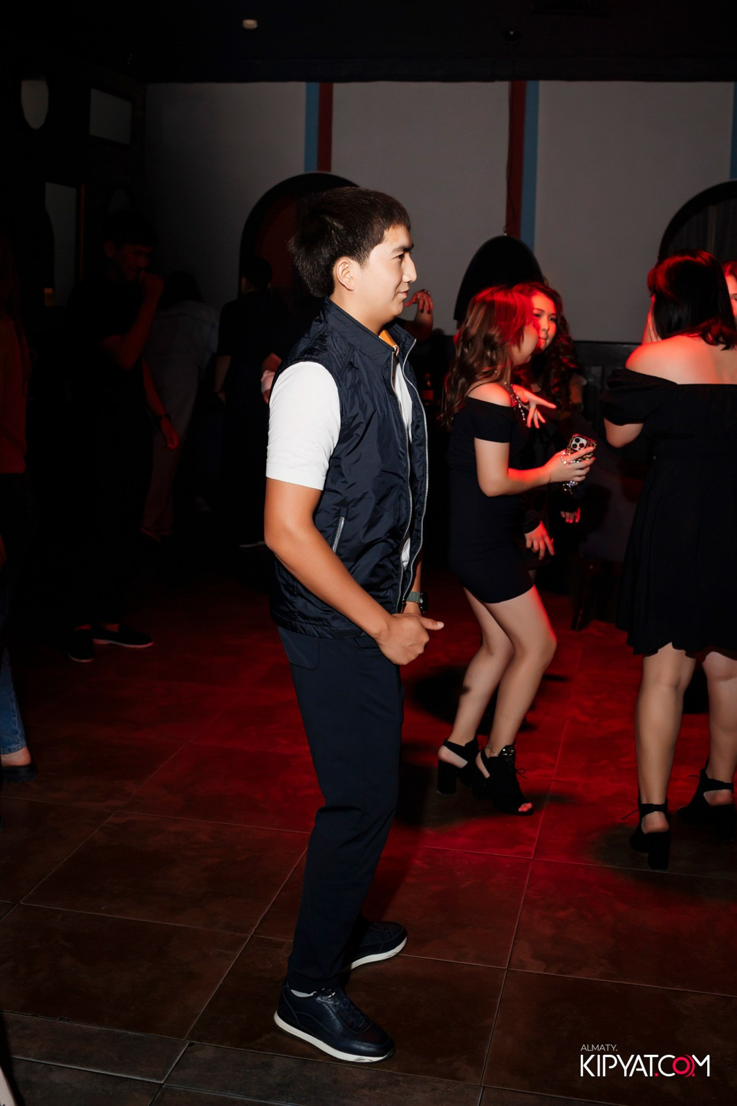 ARAGOSTA. КИПЯТКОМ АЛМАТЫ!