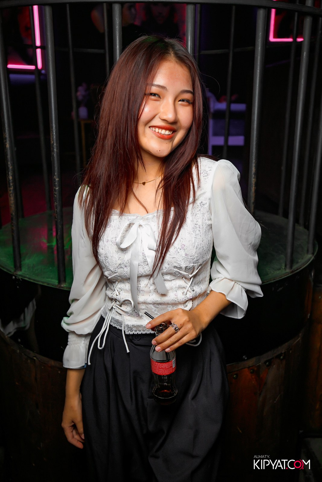 UYAT EMES BAR. КИПЯТКОМ АЛМАТЫ!