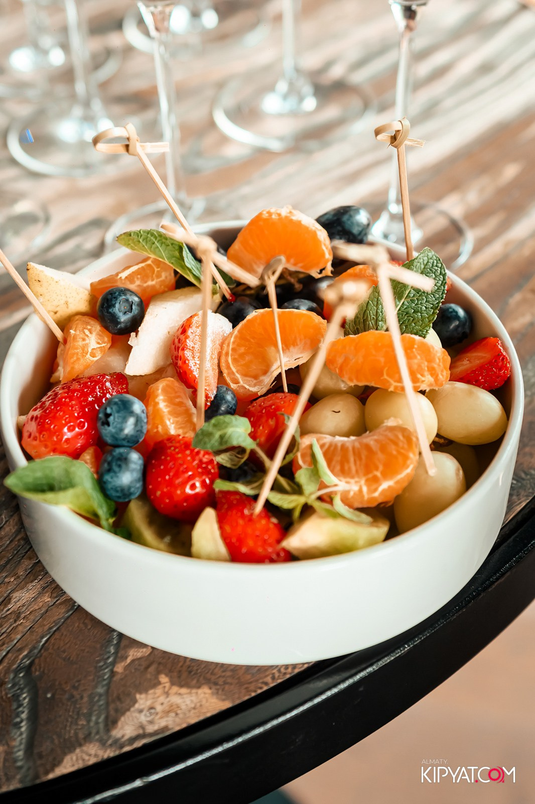 LUX BRUNCH. КИПЯТКОМ АЛМАТЫ!