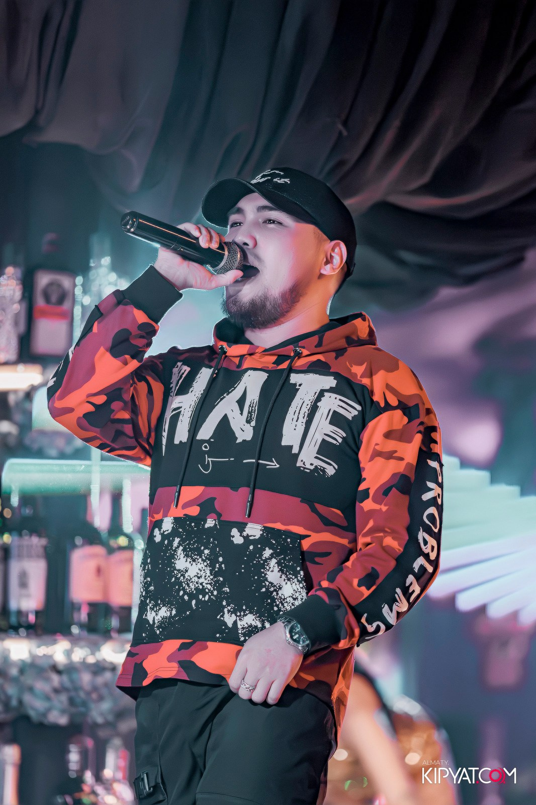 UYAT EMES BAR. КИПЯТКОМ АЛМАТЫ!