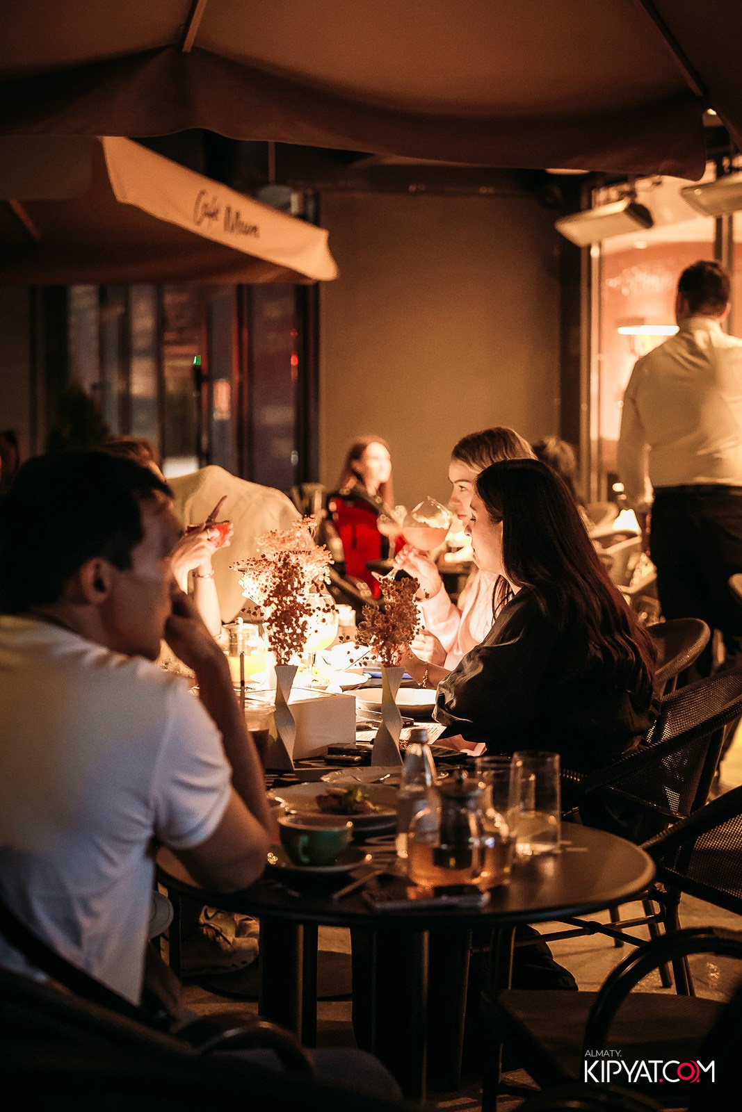 ДЕНЬ РОЖДЕНИЯ CAFE MAIN — 1 ГОД. КИПЯТКОМ АЛМАТЫ!