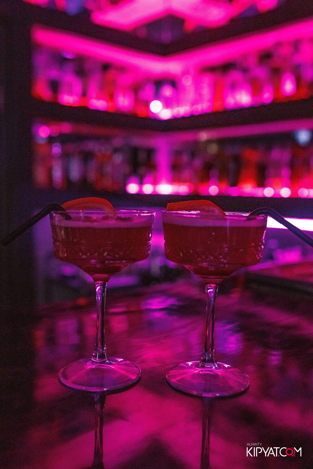 THE WALL STREET. КИПЯТКОМ АЛМАТЫ!