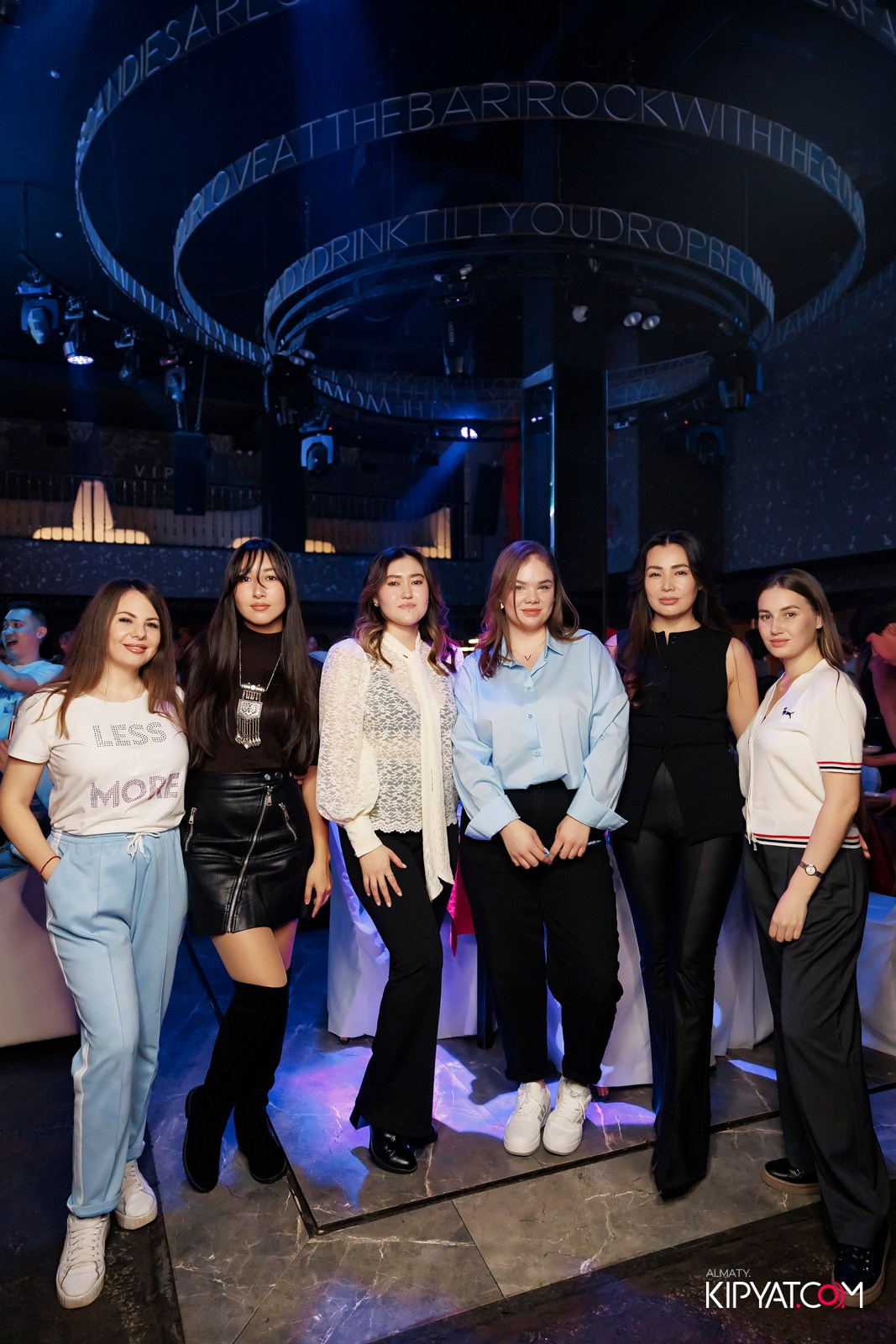 МУЗЫКАЛЬНОЕ ЛОТО В HIT RETRO. КИПЯТКОМ АЛМАТЫ! Фотосъемка мероприятий в Алматы