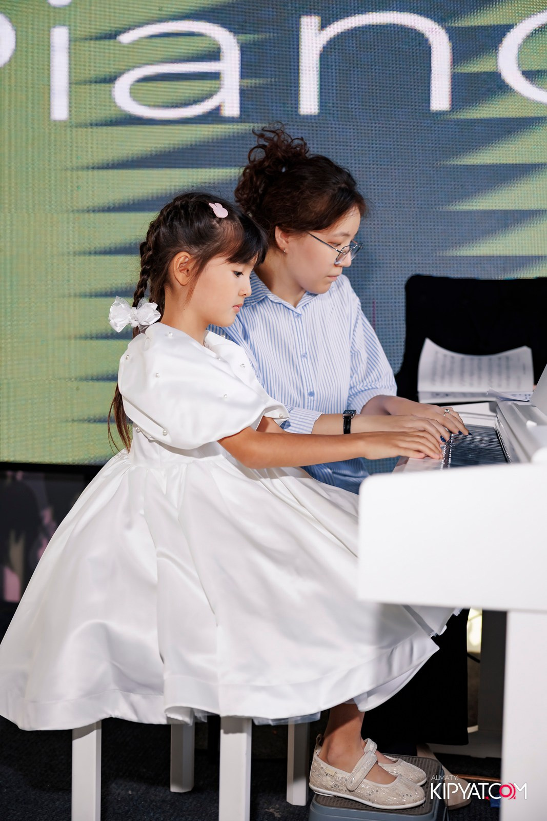 ОТЧЕТНЫЙ КОНЦЕРТ СТУДИИ «SUNPIANO». КИПЯТКОМ АЛМАТЫ!