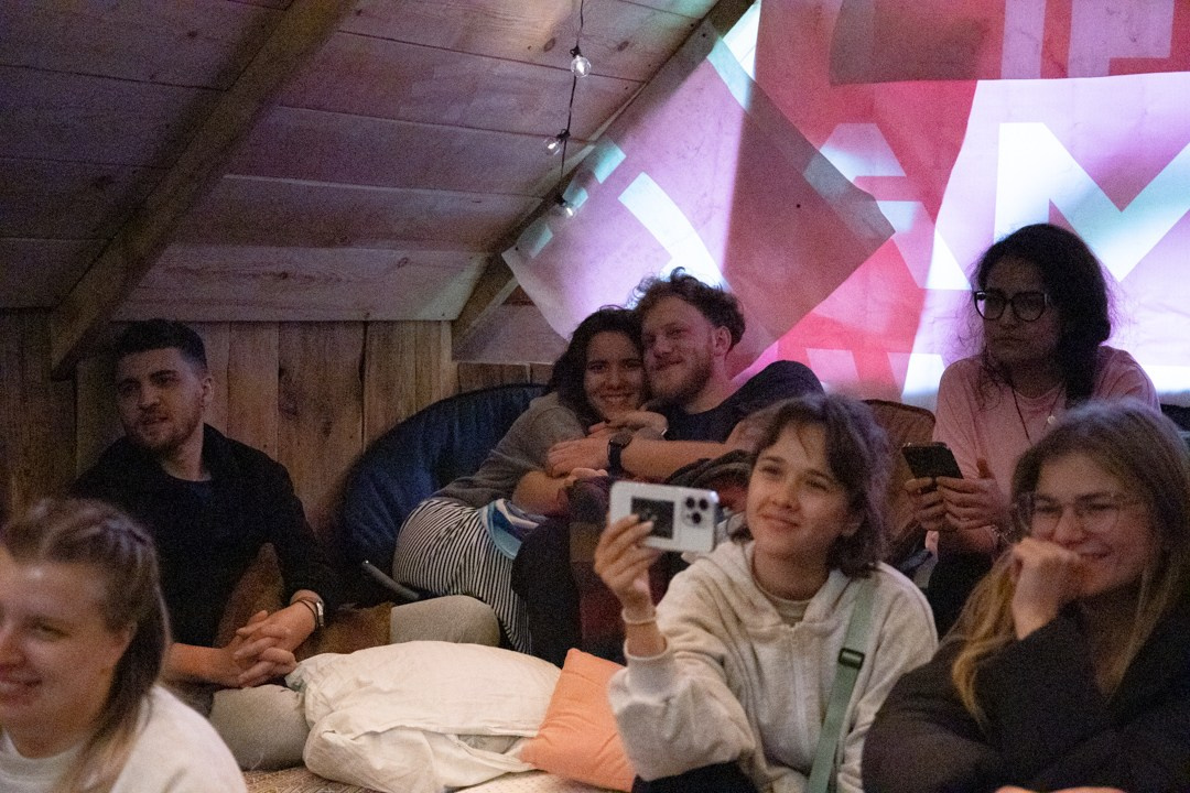 Лето 2025 домики. 1642 — первый лагерь для взрослых на Байкале