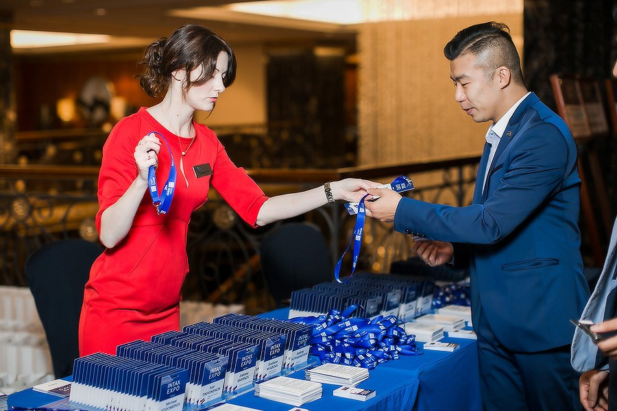 Фотоъемка выставки-конференция Intax expo. Репортажный фотограф Борис Геер