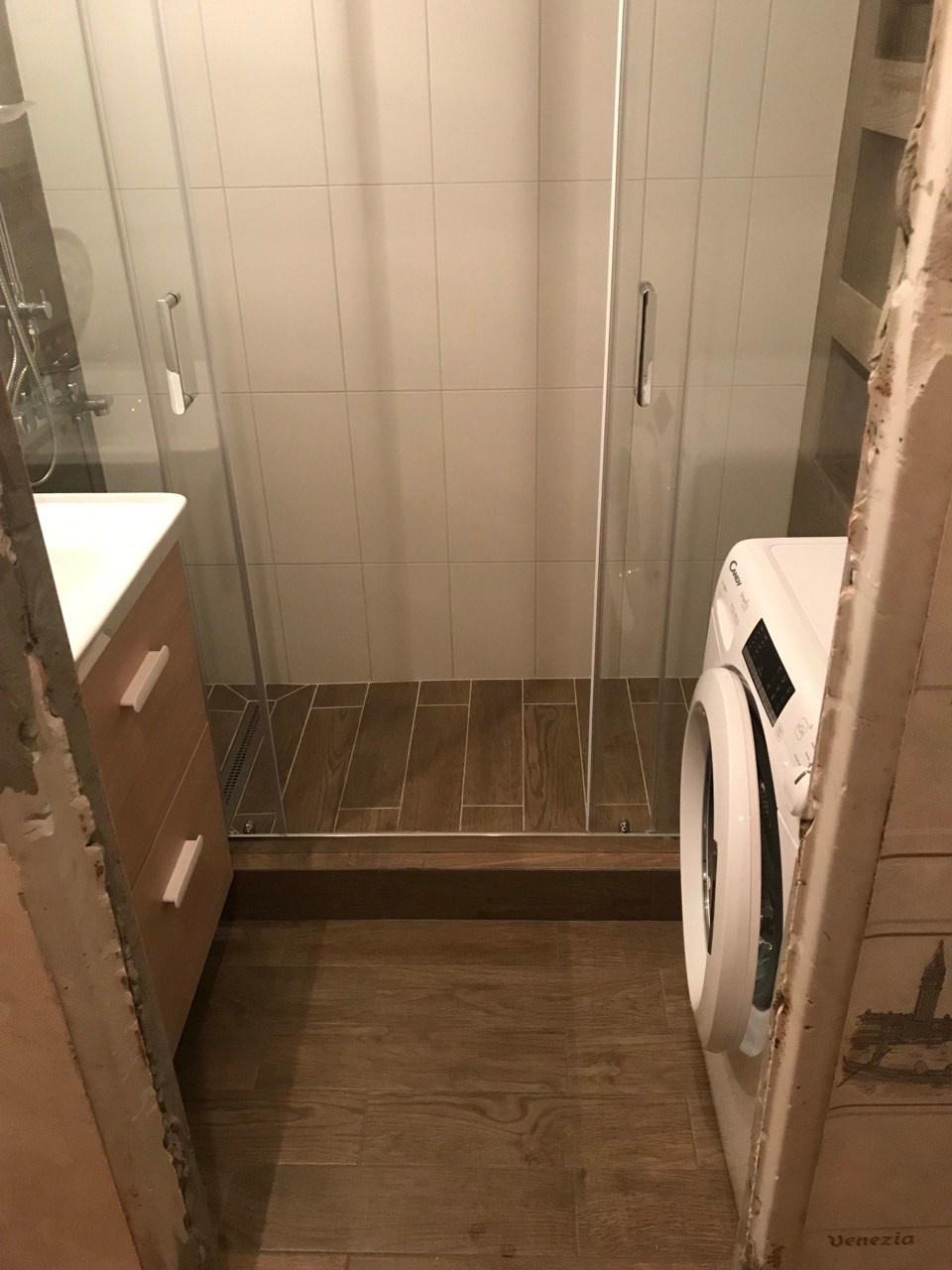 Ванная комната с раздельным туалетом (ул. Х. Бигичева д. 24/45). Ремонт санузла, туалета, ванной под ключ в Казани. Укладка плитки