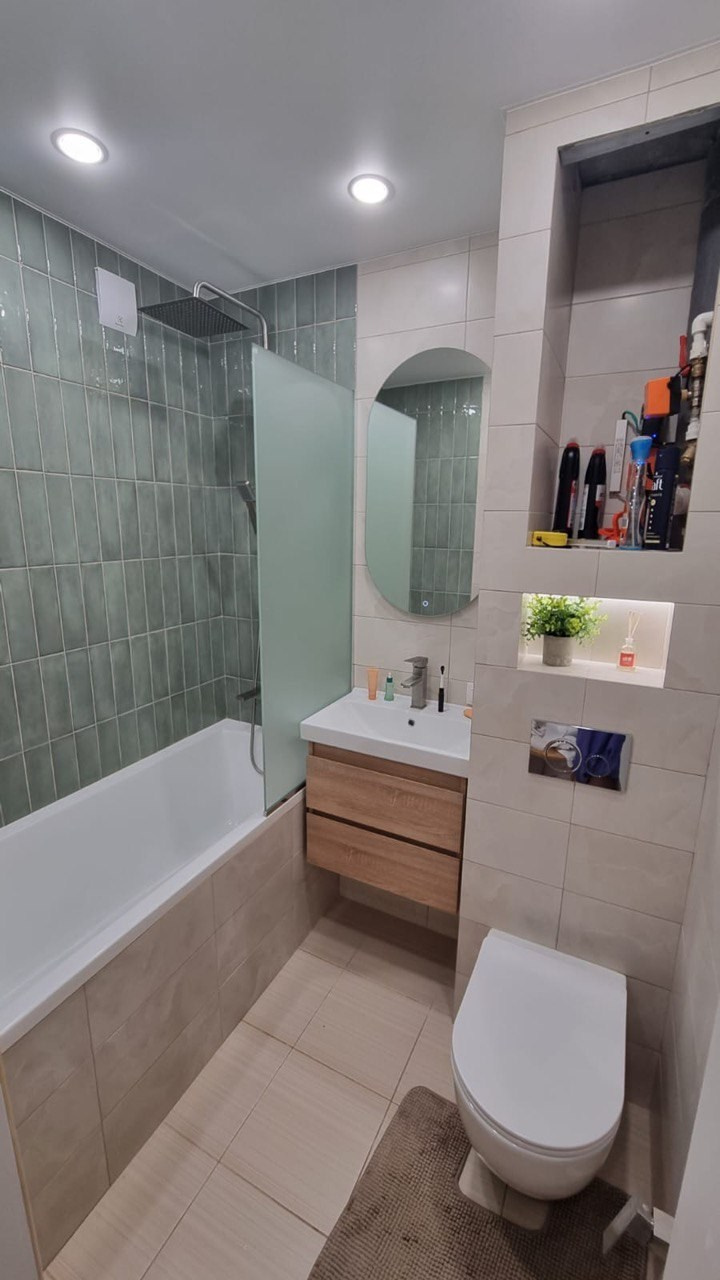 Ванная комната (ул. Нигматуллина д. 11/84). Ремонт санузла, туалета, ванной под ключ в Казани. Укладка плитки