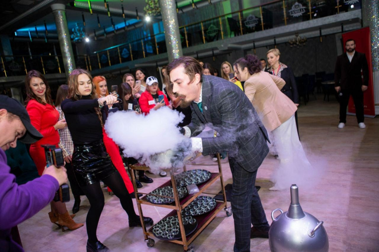 Алкогольное мороженое дум. Подрядчики и друзья сети свадебных площадок House for wedding