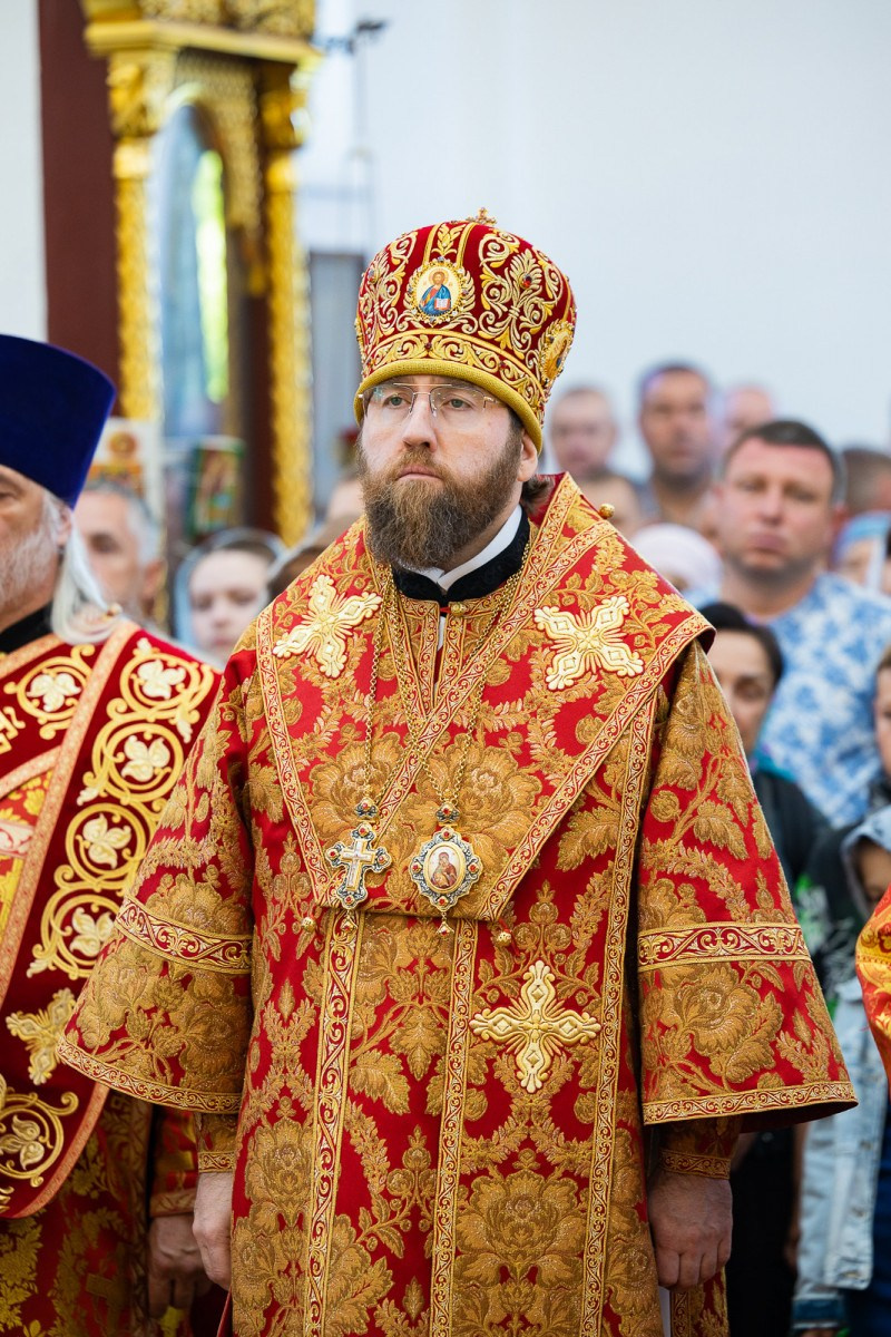 Архиерейское Богослужение в Неделю 4-ю по Пятидесятнице. Саратовское Северо-Западное благочиние