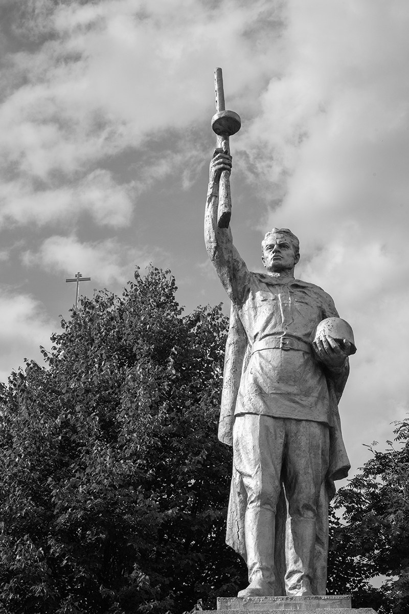 На безымянной высоте