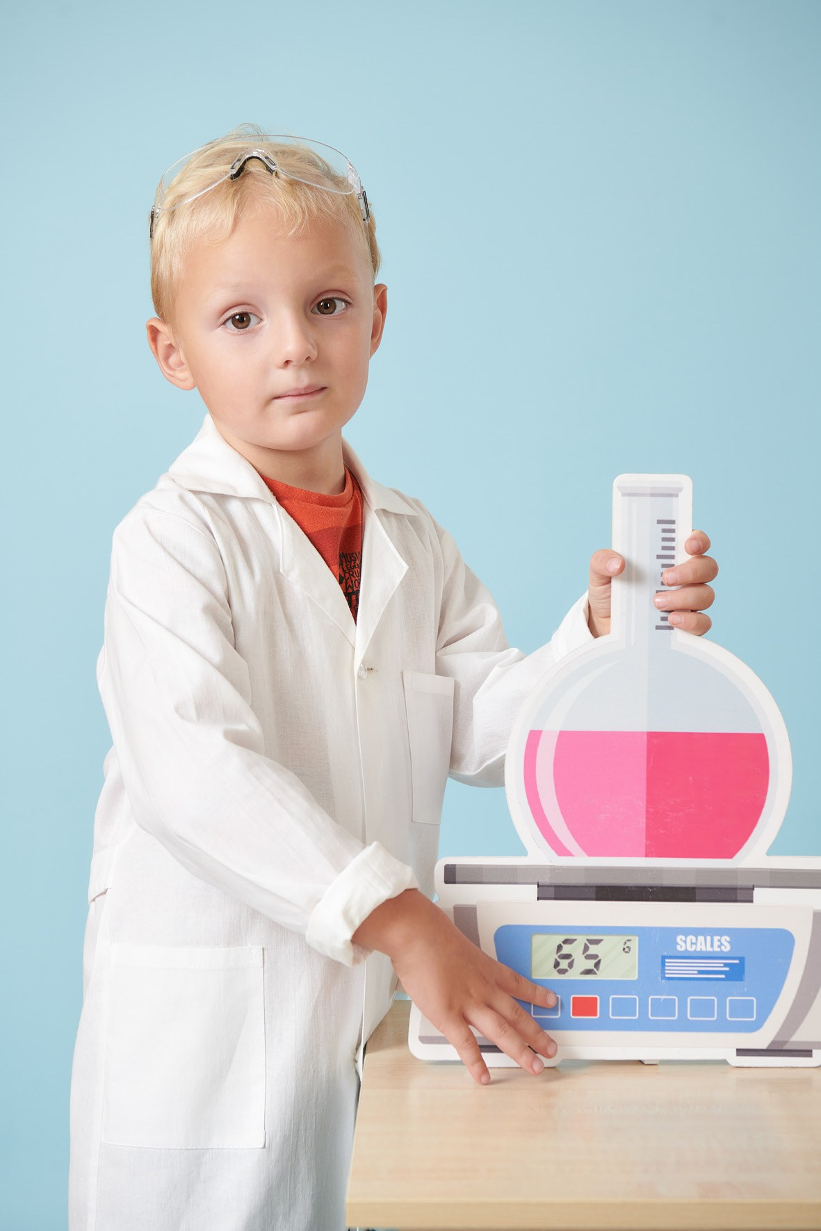 Лаборатория Чудес. Выпускные альбомы для детского сада, школы — Москва и область | Апрель Фото