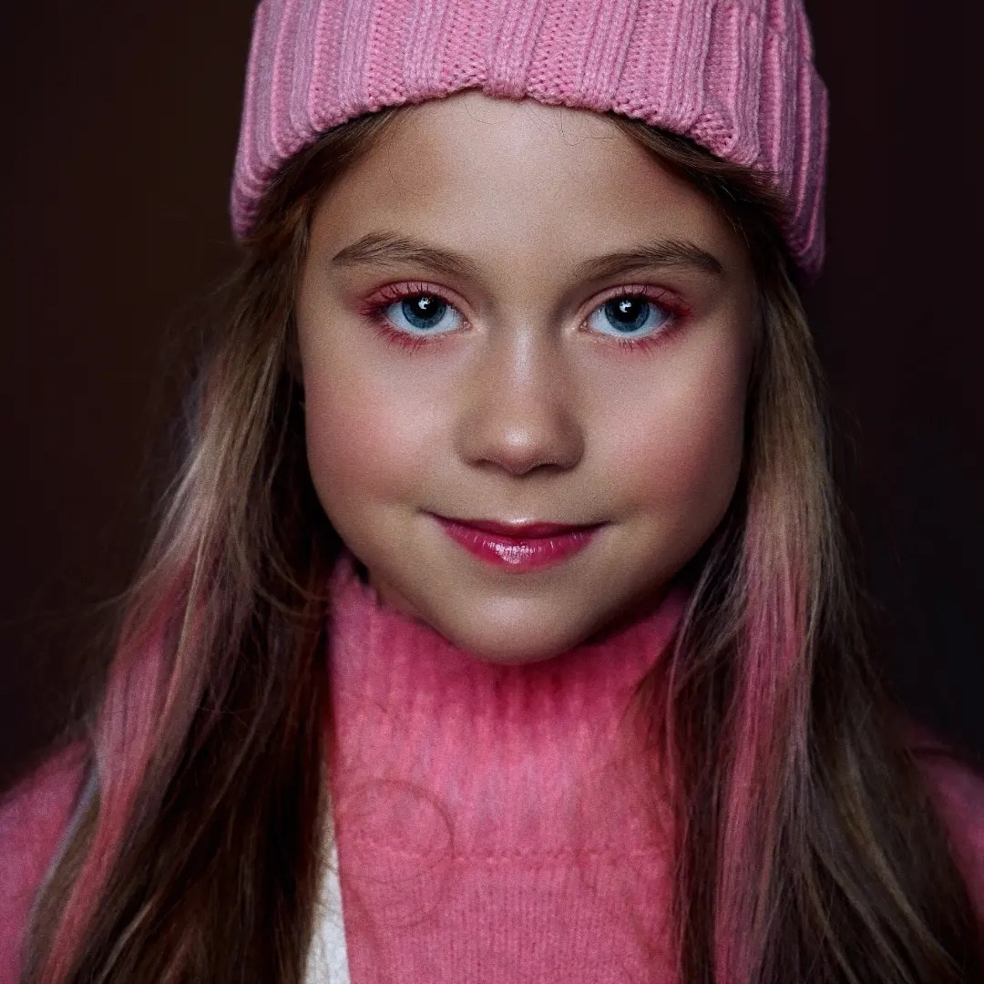 Скнарина Мария. Model base