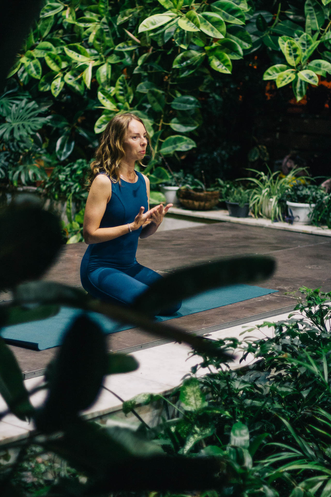 Йога с Мариной Коваленко в Оранжерее. 03 сентября 2020. Санкт-Петербург. Ваш персональный фотограф в Волжском Мария Морозова