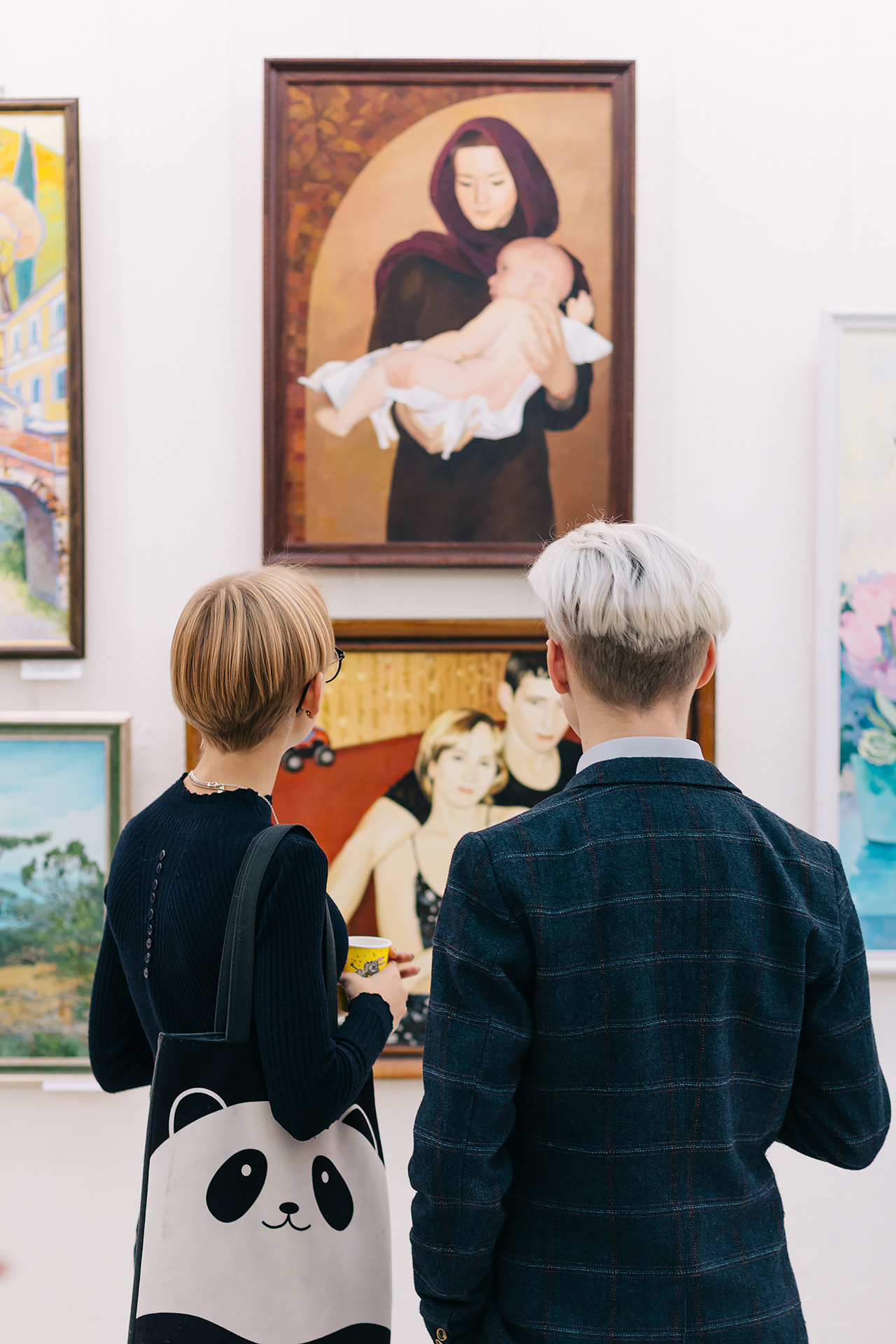 Открытие семейной художественной выставки. Сентябрь 2019. Санкт-Петербург. Ваш персональный фотограф в Волжском Мария Морозова