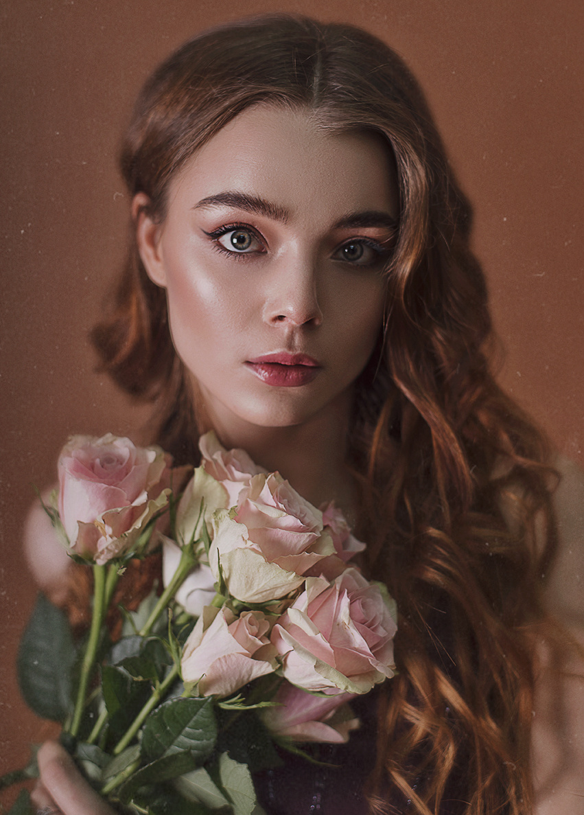 Beauty портрет девушки с розами