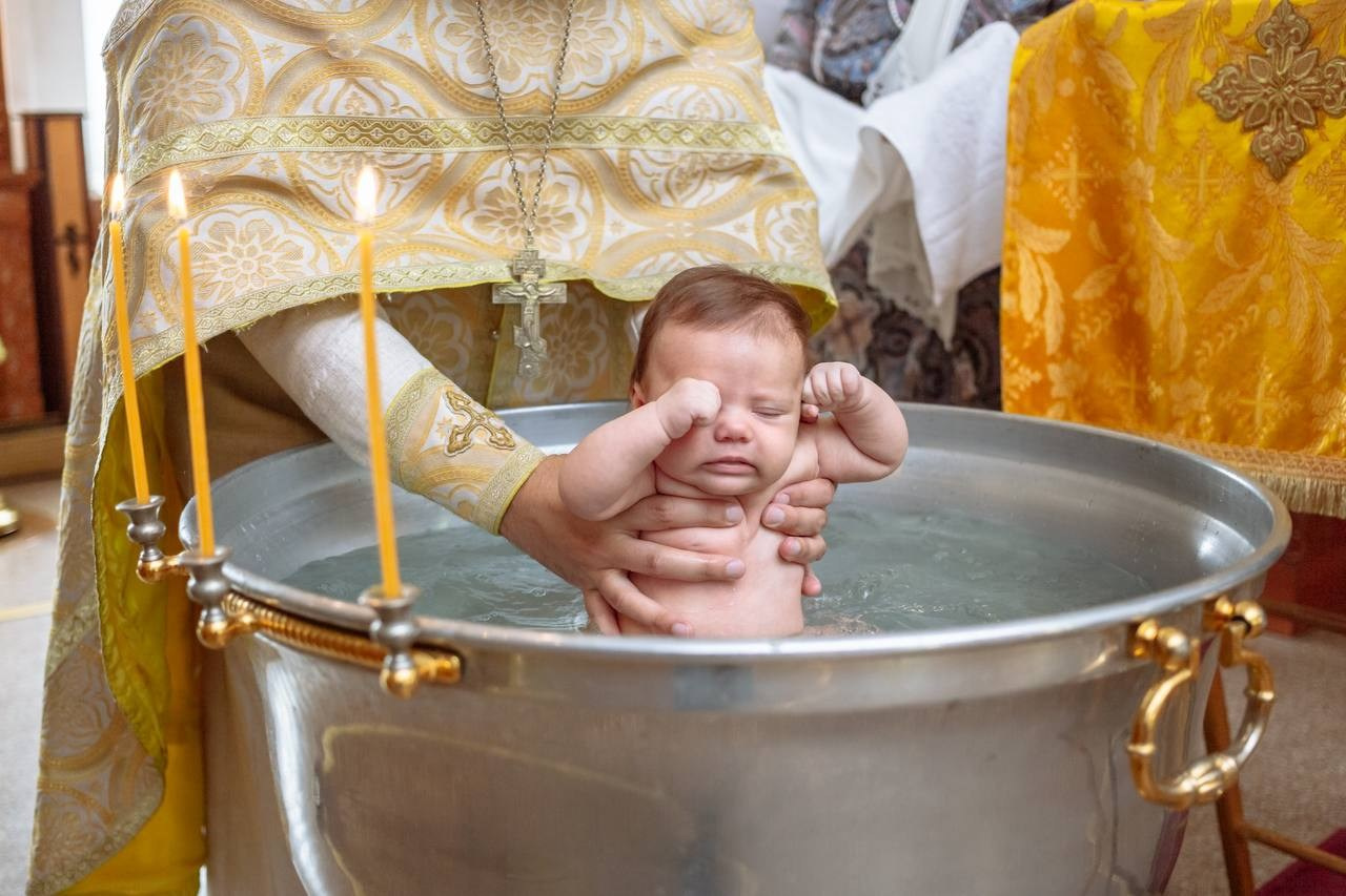 Фотосъёмка таинства крещения. Фотограф на крестины. GagarinProArt