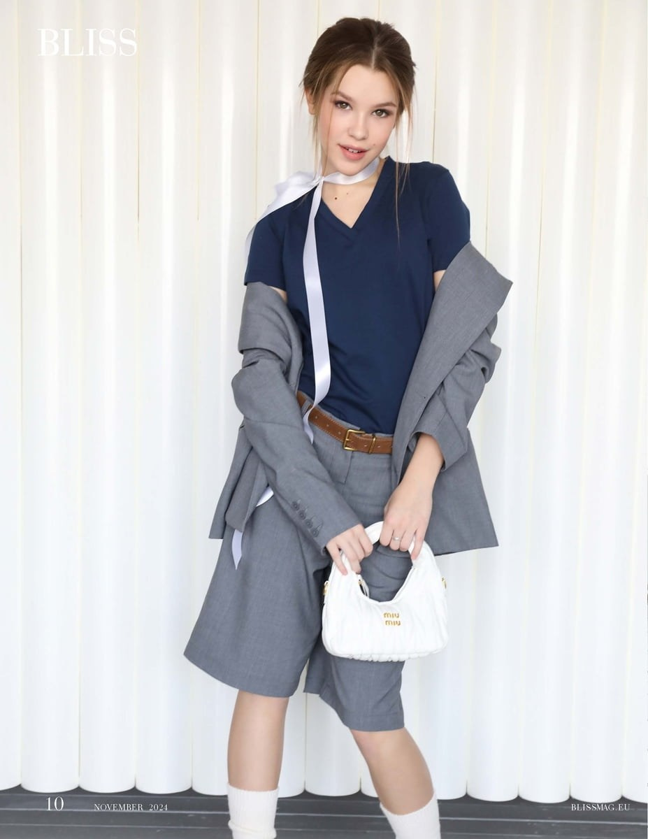 Моя работа на обложке итальянского издания BLISS Magazine. Стилист Анастасия Рашевская