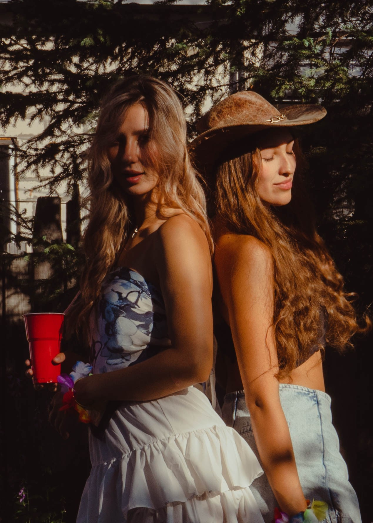 Гавайская вечеринка. Кир Анисин. Режиссер & фотограф