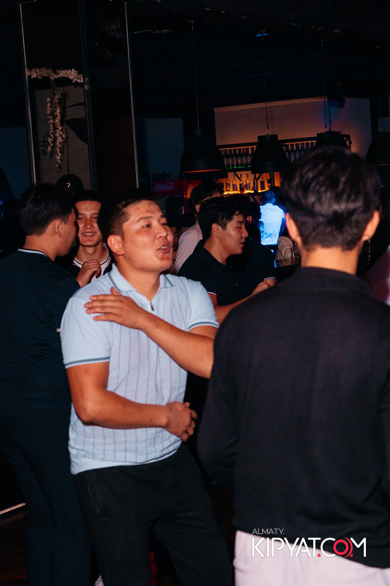 ARAGOSTA. КИПЯТКОМ АЛМАТЫ!