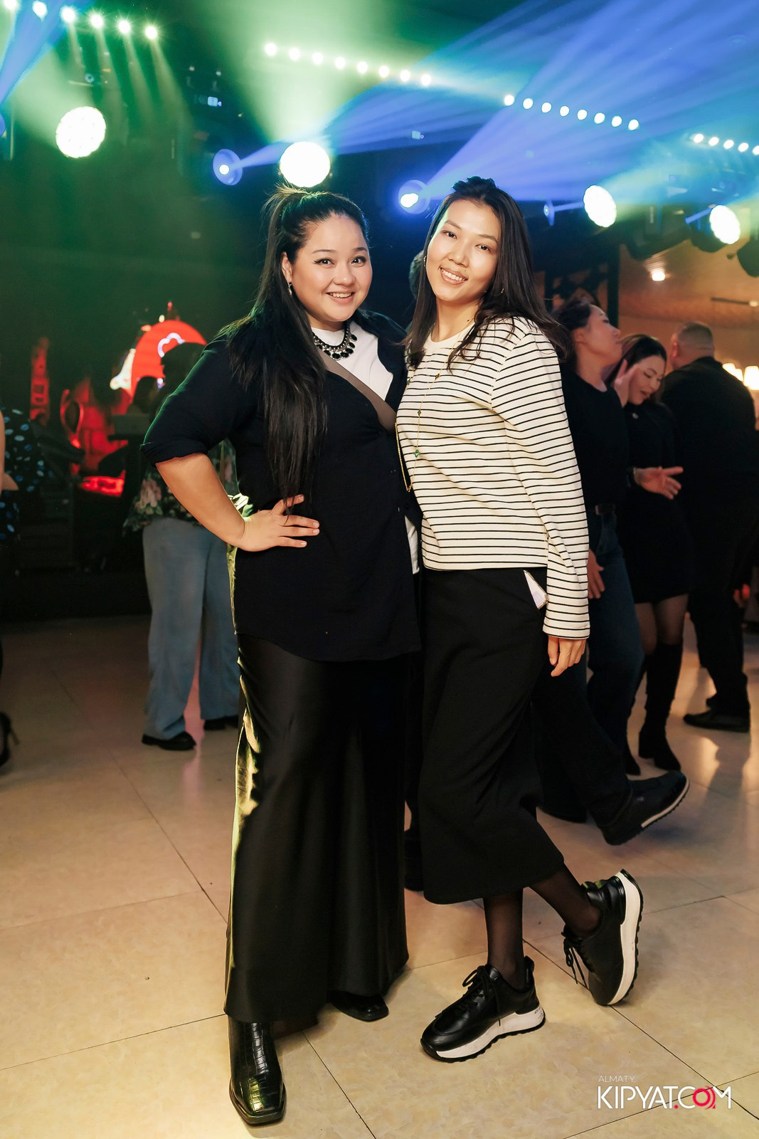 РЕСТОРАН ВЕСЕЛИДЗЕ НА ШЕВЧЕНКО. КИПЯТКОМ АЛМАТЫ!