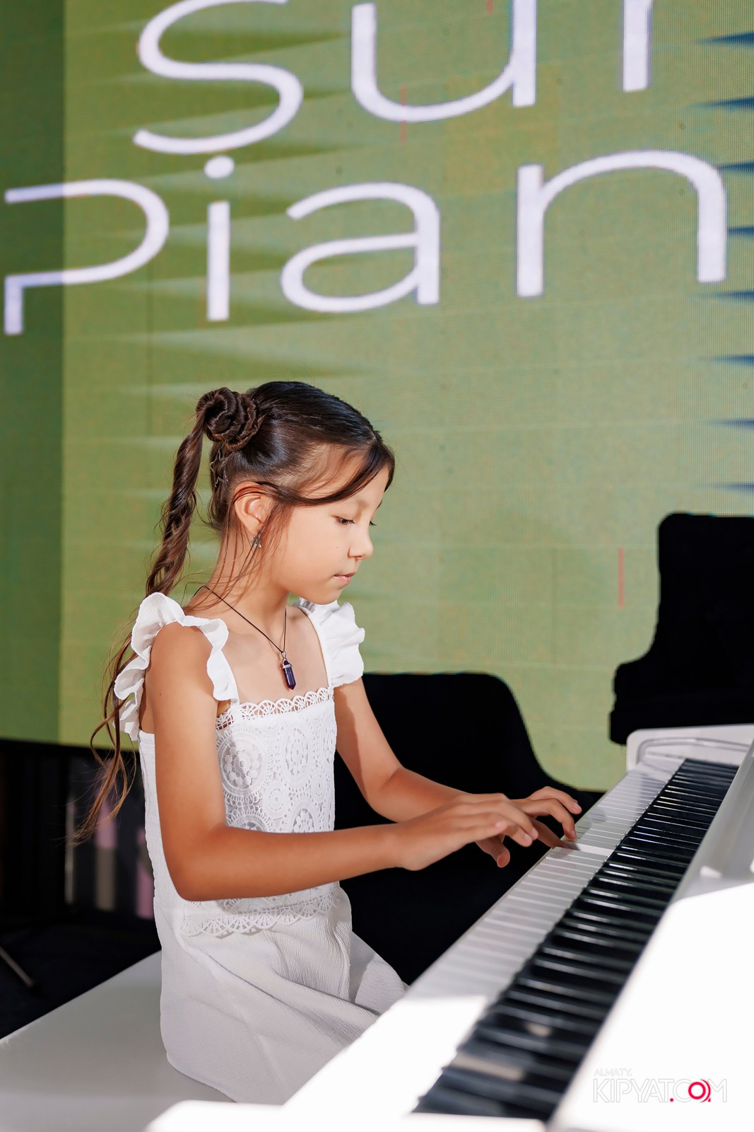 ОТЧЕТНЫЙ КОНЦЕРТ СТУДИИ «SUNPIANO». КИПЯТКОМ АЛМАТЫ!