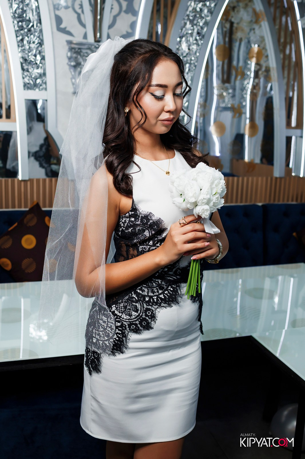 MOOD KARAOKE & TERRACE. КИПЯТКОМ АЛМАТЫ!