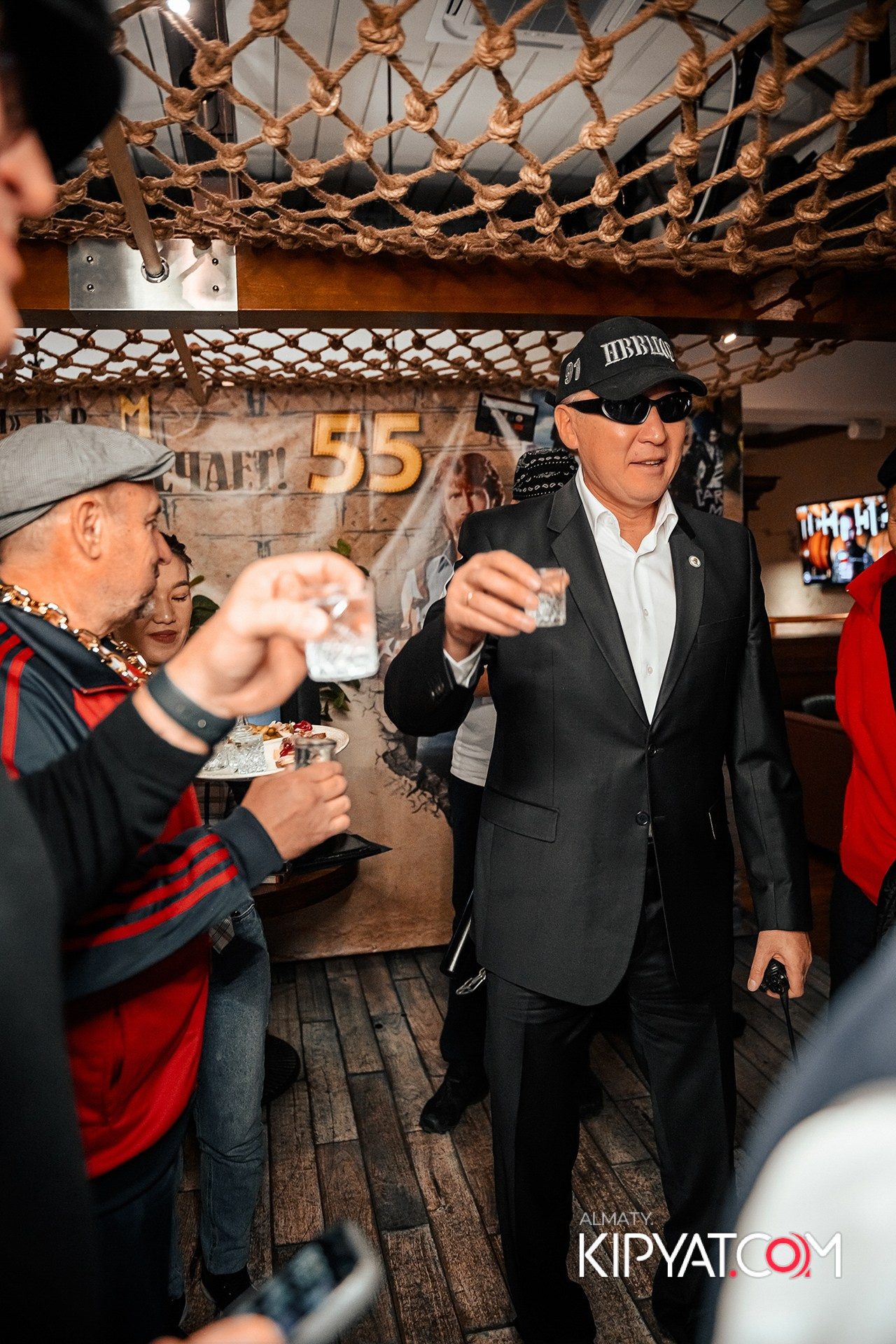 ДЕНЬ РОЖДЕНИЯ СЕРГЕЯ. КИПЯТКОМ АЛМАТЫ!