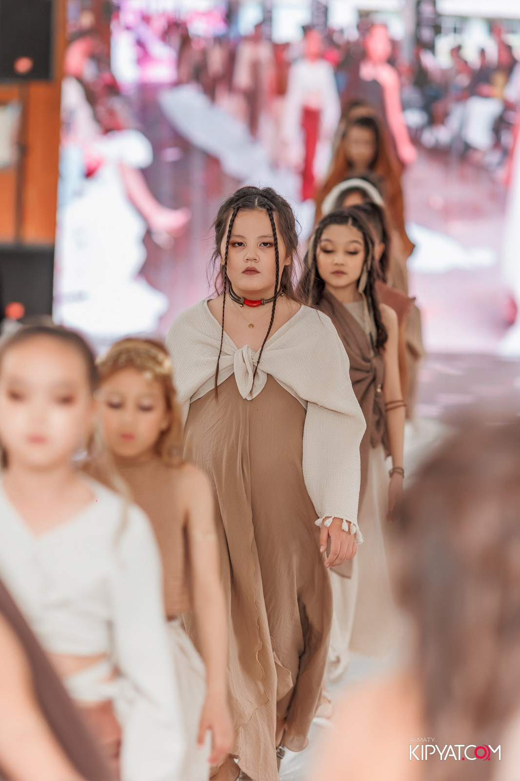 JUNIOR FASHION SHOW. КИПЯТКОМ АЛМАТЫ!