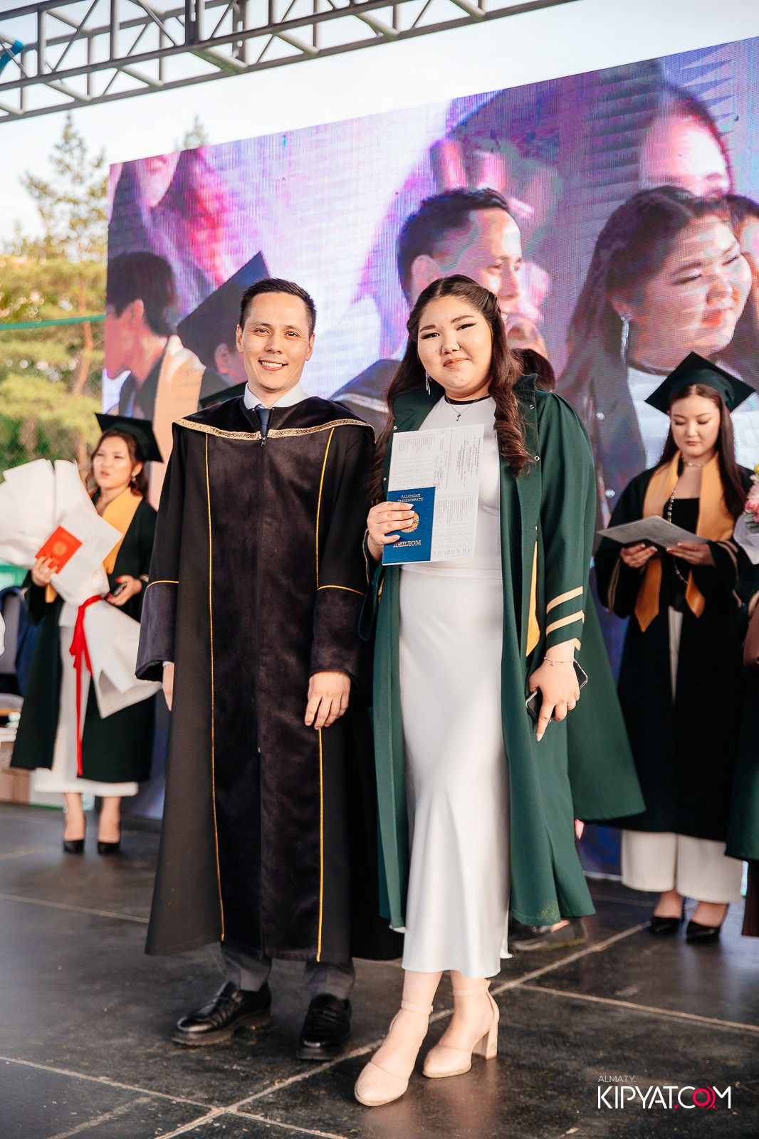 ВРУЧЕНИЕ ДИПЛОМОВ — НАРХОЗ КОЛЛЕДЖ. Part 3. КИПЯТКОМ АЛМАТЫ!