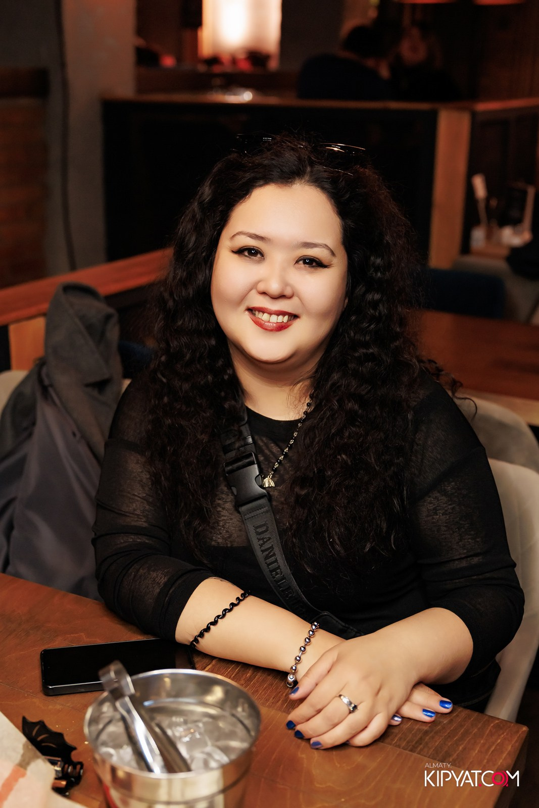 ПИНТА НА АУЭЗОВА. КИПЯТКОМ АЛМАТЫ!