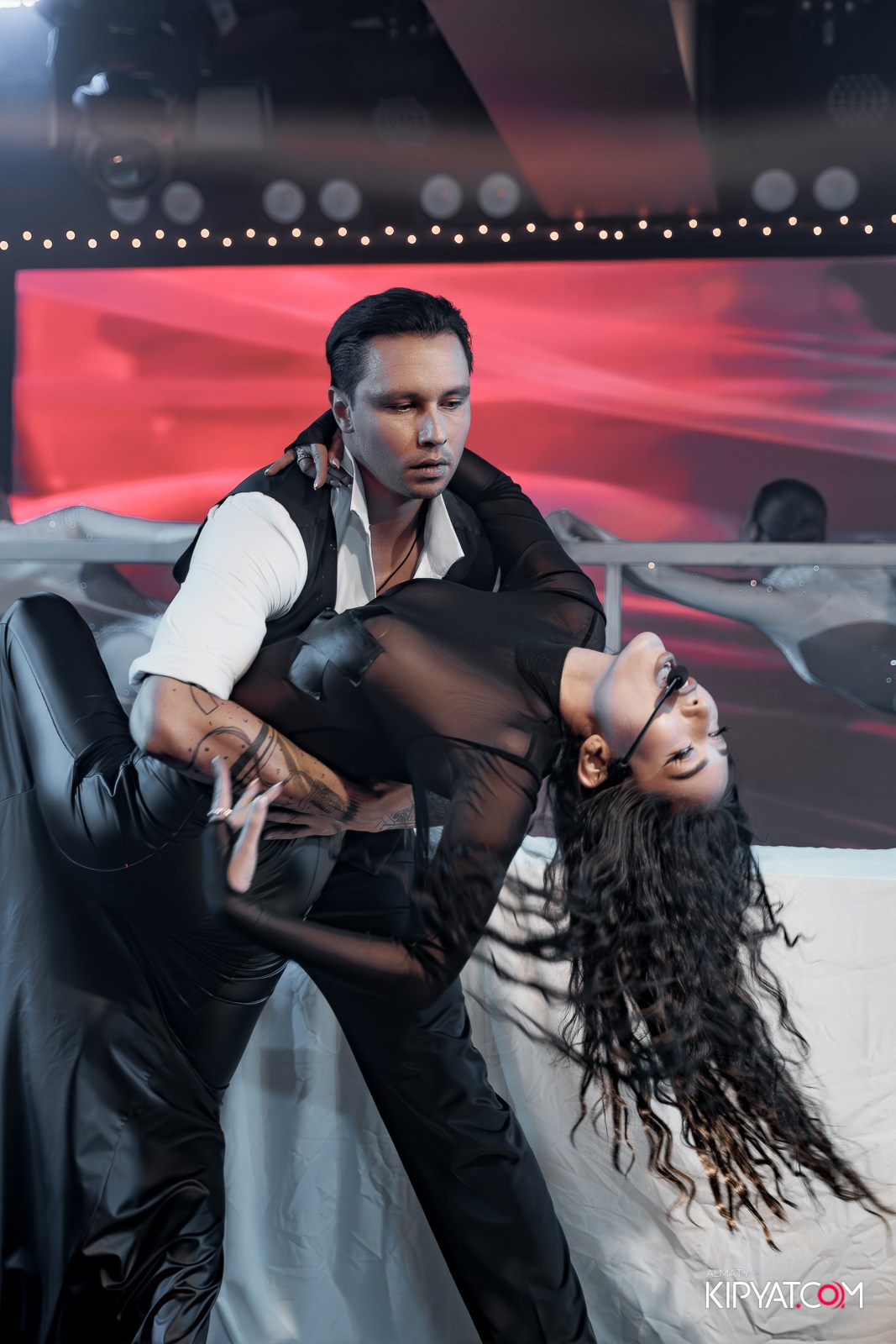 MARUV THE THEATER. КИПЯТКОМ АЛМАТЫ!