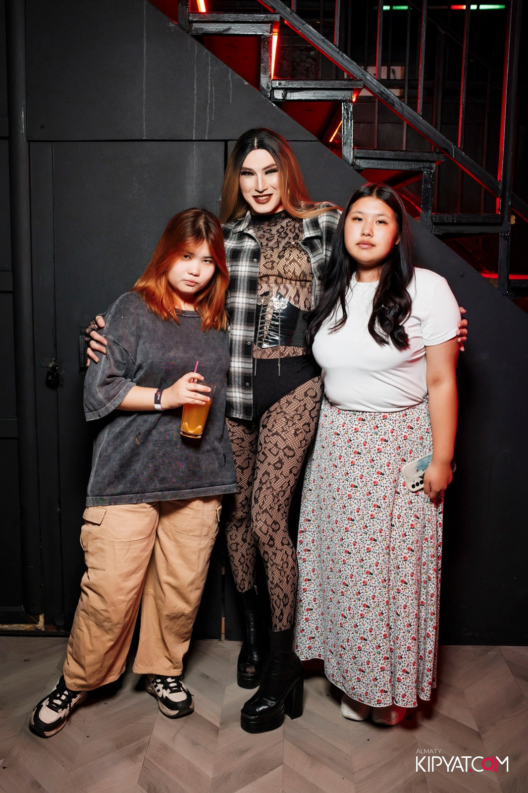 НОЧНОЙ КЛУБ ICON. КИПЯТКОМ АЛМАТЫ!